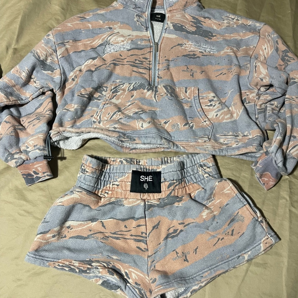Darc Sport Orange Camo Crop Jacket and Shorts Set